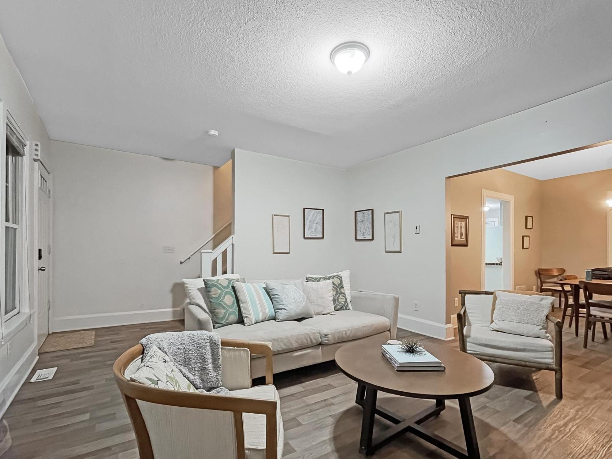 Chic 2Br Duplex Free Parking Near Hospitals Villa Des Moines Kültér fotó