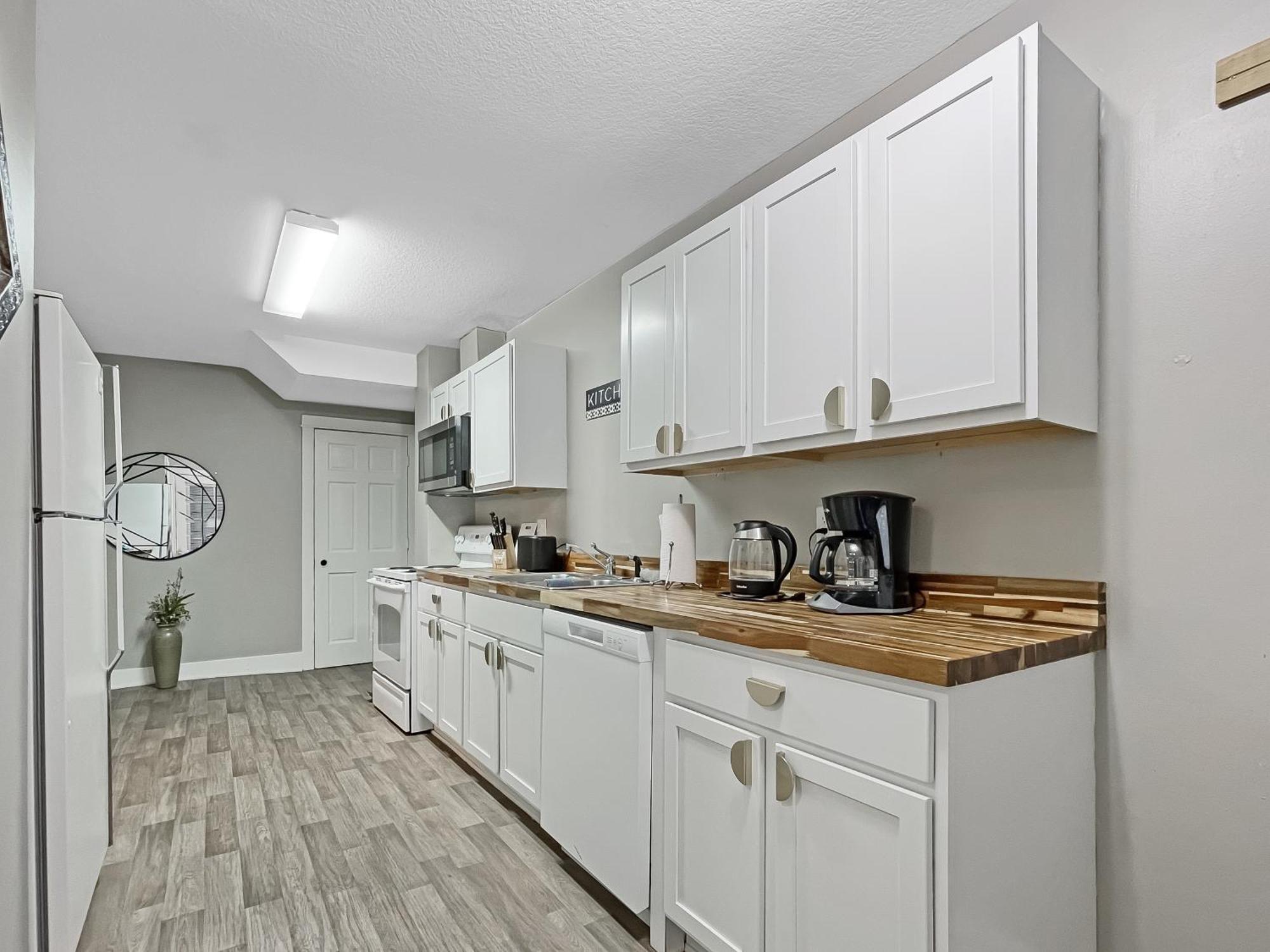 Chic 2Br Duplex Free Parking Near Hospitals Villa Des Moines Kültér fotó